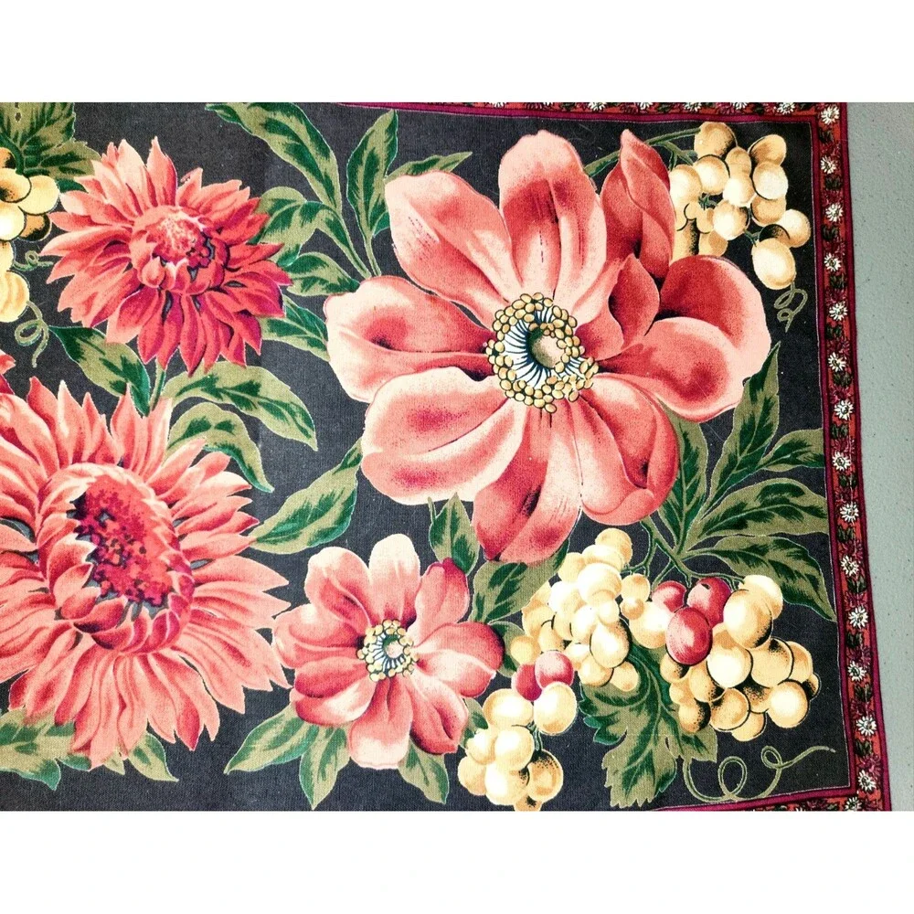 Cottage APRIL CORNELL Table Runner Soft Black Red Flowers Grapes 47